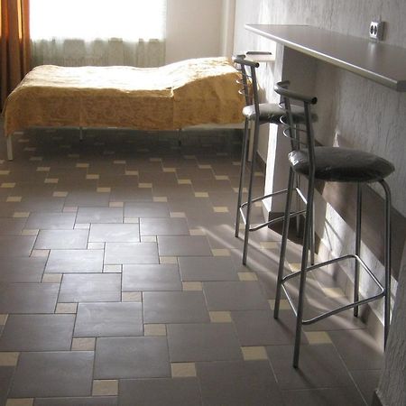 Apartments On Panteleimonovskaya โอเดสซา ภายนอก รูปภาพ